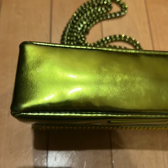 Kurt Geiger London  Mini Kensington Convertible Crossbody Bag - Picture 7 of 16